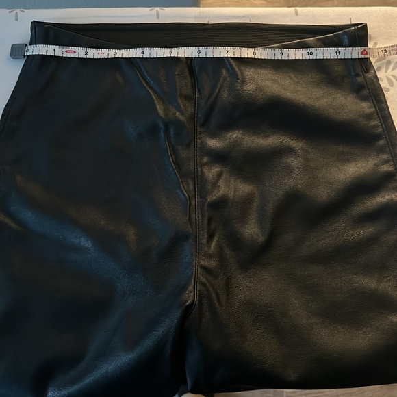Divided H&M womens Faux Leather Leggings | Size 4 - Picture 2 of 4